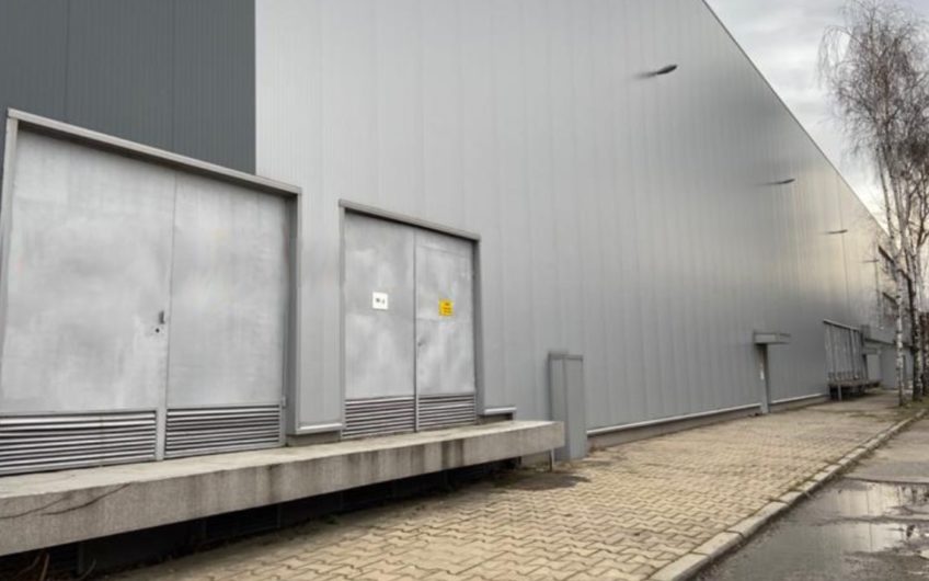 Военна рампа бул. Илиянци  производствени халета и складови помещения 500 кв. м. /1000 кв. м. /2000 кв. м. /3000 кв. м