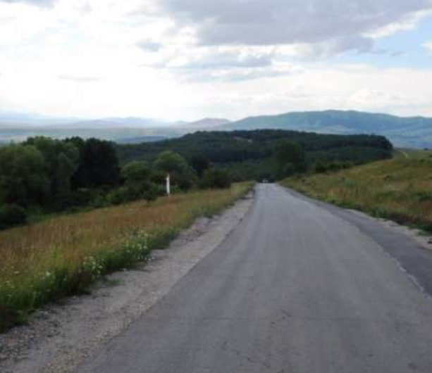 Продава ПАРЦЕЛ 9060m2  за комплекс – вилно селище с.Рударци 16 км от София.