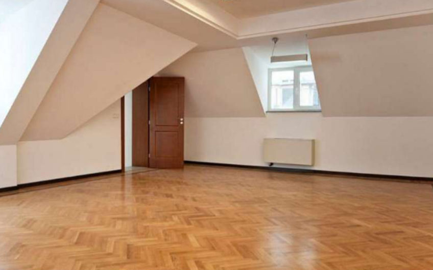 Резиденция за продажба  до Софийски Университет и бул. Цар Освободител