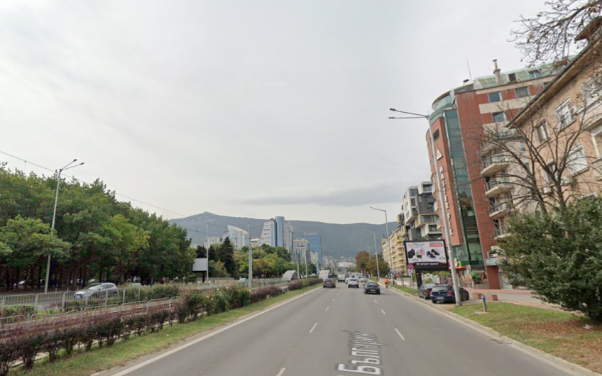 3-стаен апартамент 78м2 кв Борово на бул. България