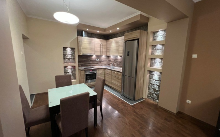 3-стаен апартамент 78м2 кв Борово на бул. България