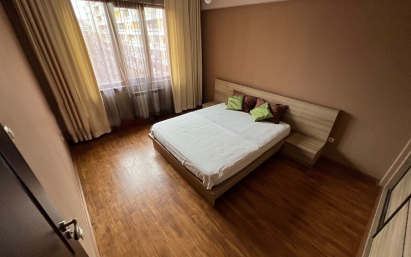 3-стаен апартамент 78м2 кв Борово на бул. България