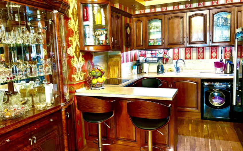 3-ROOM apartment in Center   For rent