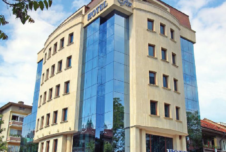 Продава ХОТЕЛ**** 1800m2 град Стара Загора Център