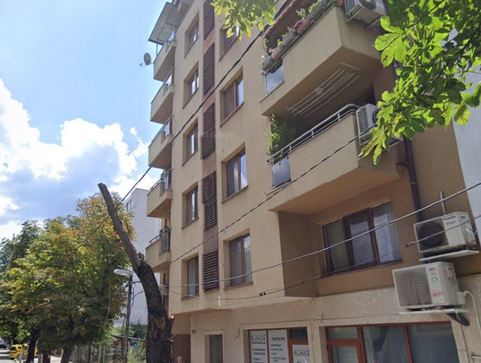 3-стаен преустроен в 2 апартамента  (2-стаен и 1-стаен)  центъра ул. Одрин