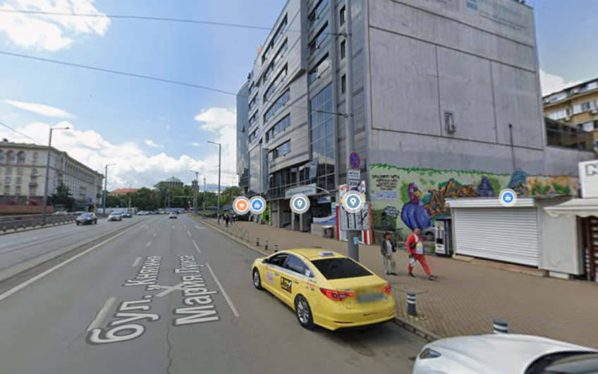 Продава ПАРЦЕЛ 1099 идеален център бул. Тодор Александров и  бул. Мария Луиза срещу хотел Балкан Палас – Шератон и ЦУМ